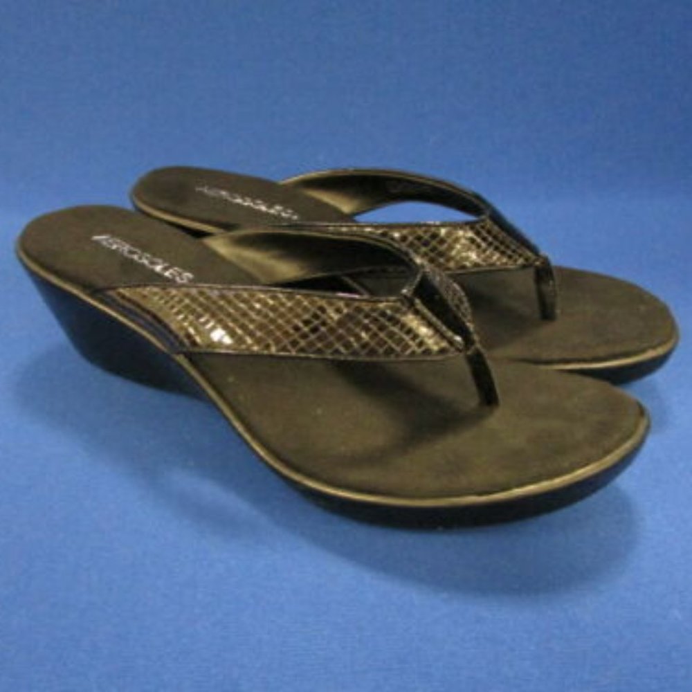 Aerosoles Wide Eyes Black Flip Flop Sandals 9 1/2